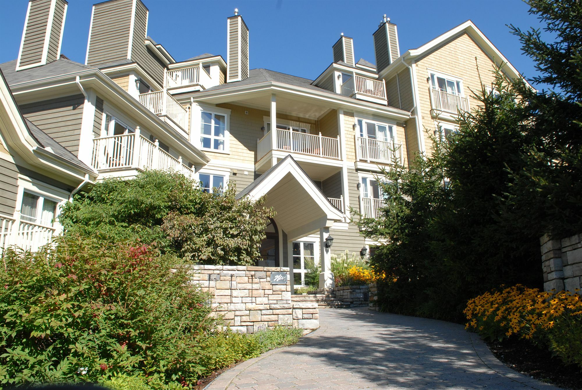 Ermitage Du Lac Mont-Tremblant Exterior photo